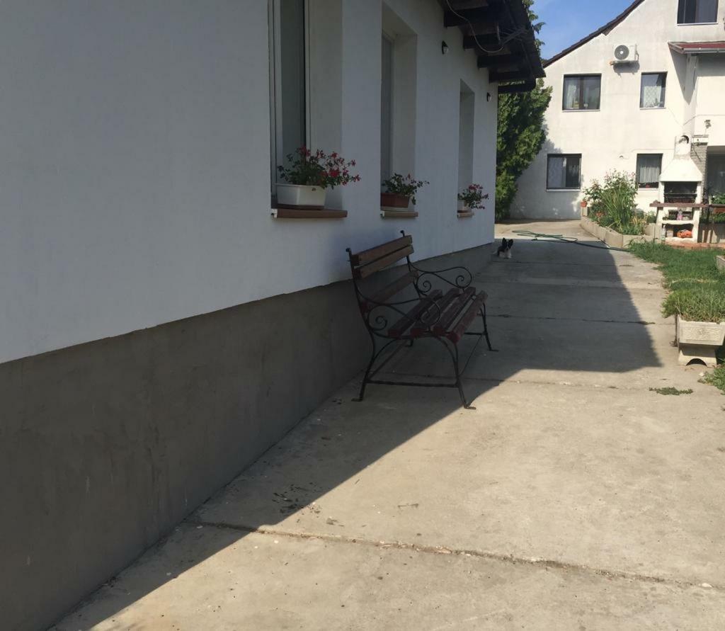 Piknik Studio Fertőrákos Екстериор снимка